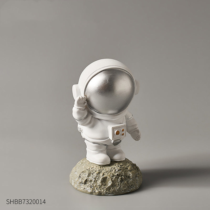 Astronaut Clock Ornaments Desktop Creative Small Clock