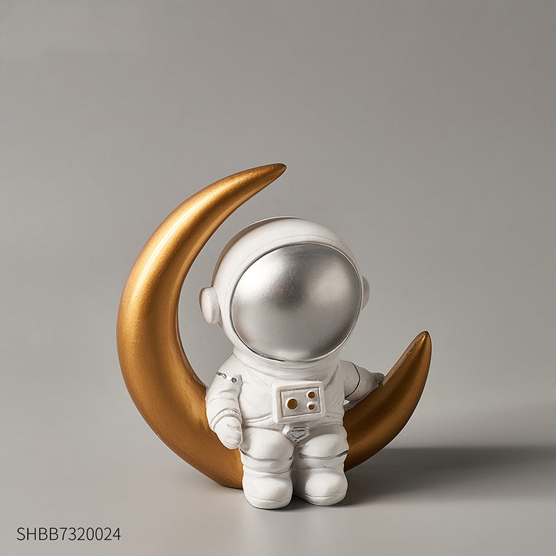 Astronaut Clock Ornaments Desktop Creative Small Clock