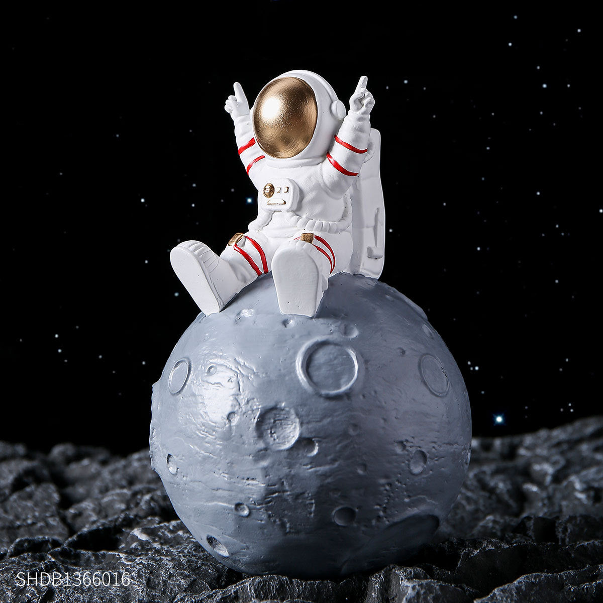 Astronaut Clock Ornaments Desktop Creative Small Clock