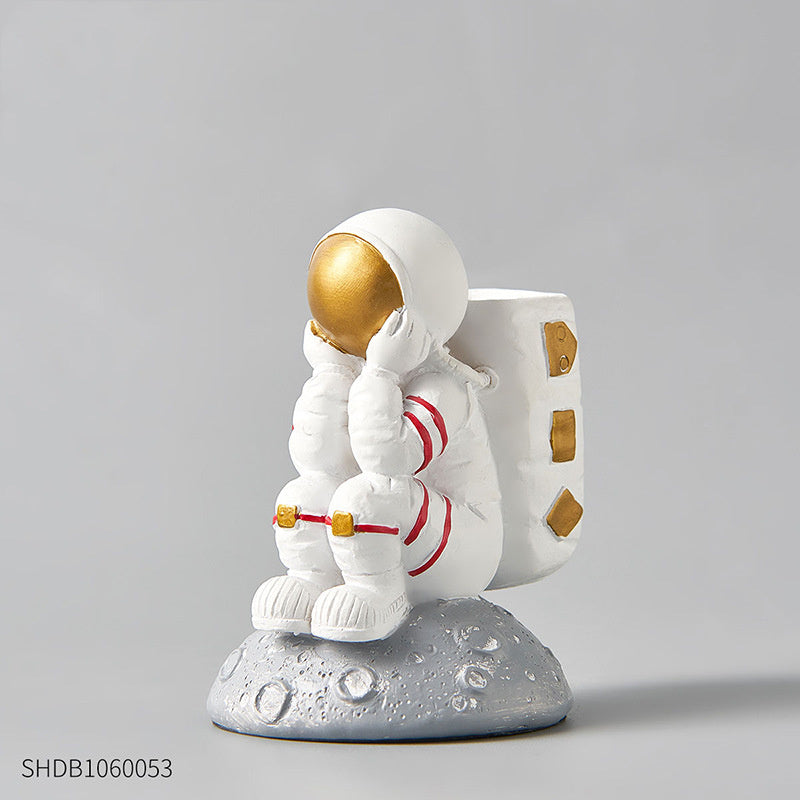 Astronaut Clock Ornaments Desktop Creative Small Clock