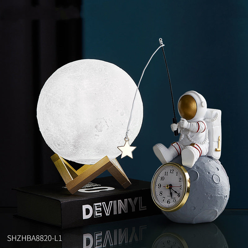 Astronaut Clock Ornaments Desktop Creative Small Clock